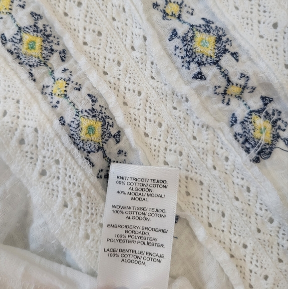 Lucky Brand Embroidered White Sleeveless Top Size XL - Picture 3 of 8